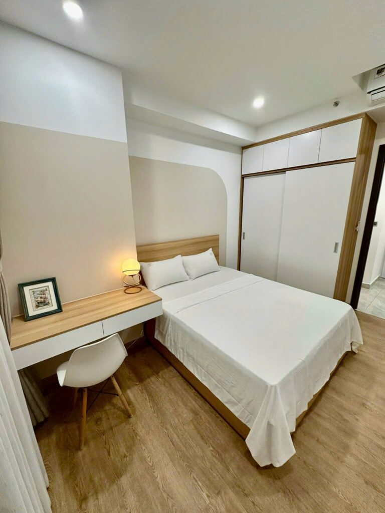 bán căn hộ 2 phòng ngủ tòa m8 Midtown