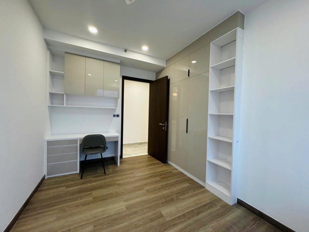 bán căn hộ midtown tòa The Peak 3 phòng ngủ