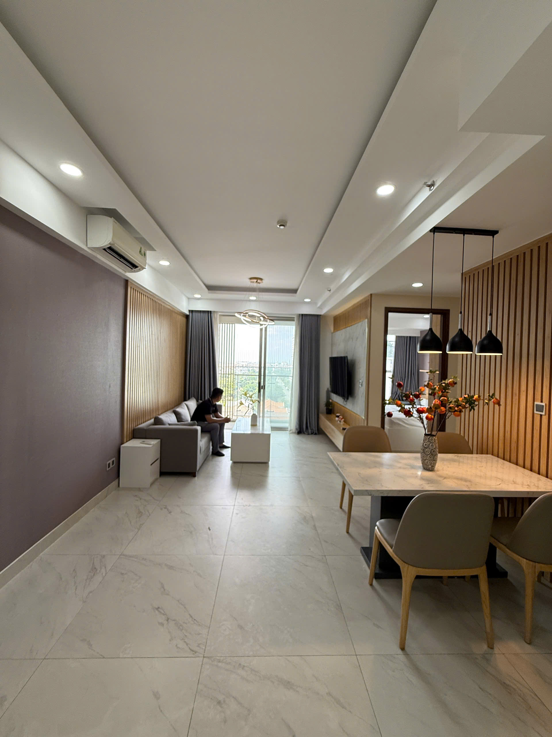 Cho thuê căn góc Midtown 2 phòng ngủ